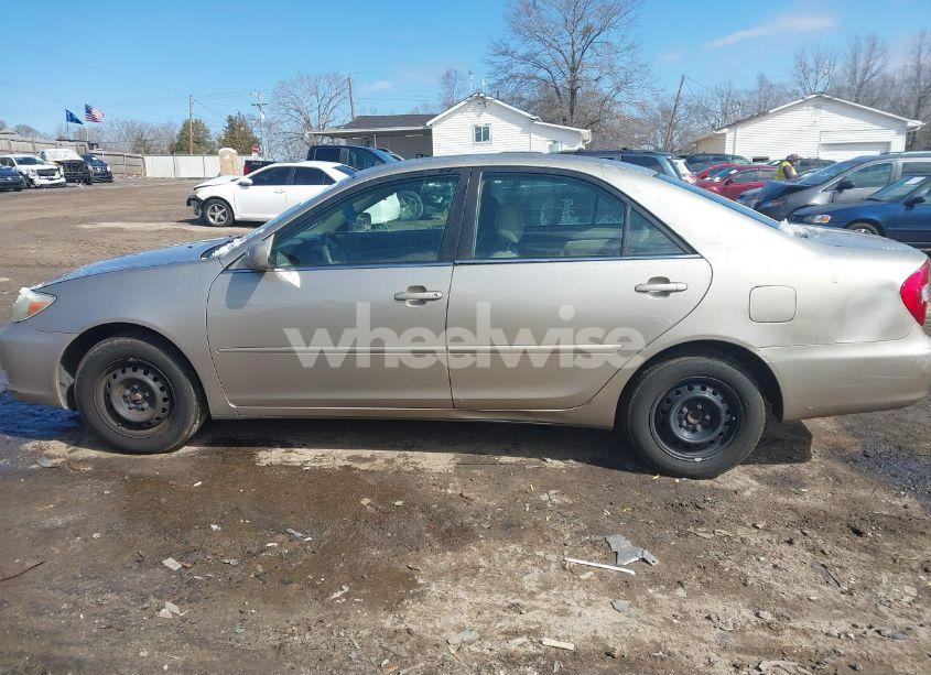 Photo 17 of 2003 Toyota Camry LE (VIN 4T1BE32K53U674485)