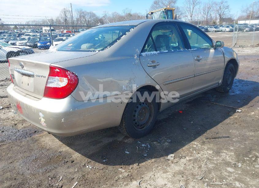Photo 4 of 2003 Toyota Camry LE (VIN 4T1BE32K53U674485)