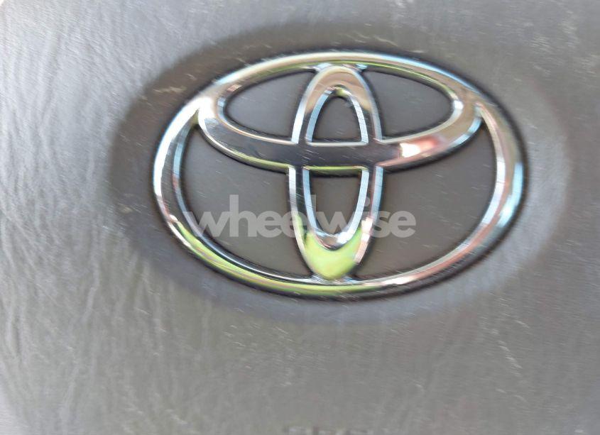 Photo 12 of 2003 Toyota Camry LE (VIN 4T1BE32K53U681629)