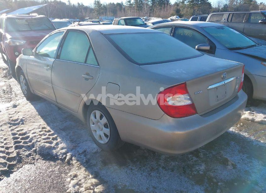 Photo 3 of 2003 Toyota Camry LE (VIN 4T1BE32K53U738296)