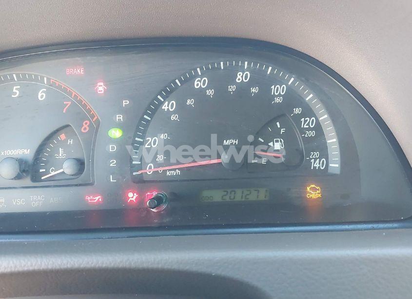 Photo 7 of 2003 Toyota Camry LE (VIN 4T1BE32K53U738296)