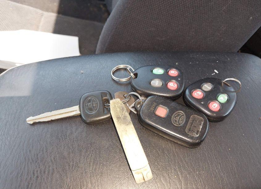 Photo 11 of 2004 Toyota Camry SE (VIN 4T1BE32K54U275593)