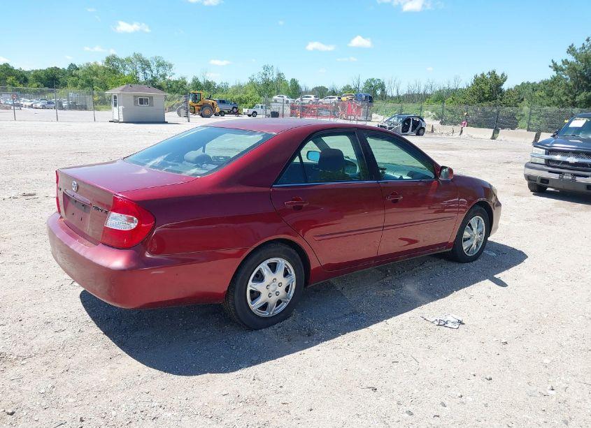 Photo 4 of 2004 Toyota Camry SE (VIN 4T1BE32K54U275593)