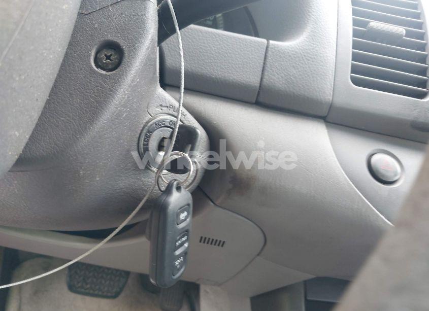 Photo 11 of 2004 Toyota Camry LE (VIN 4T1BE32K54U324355)