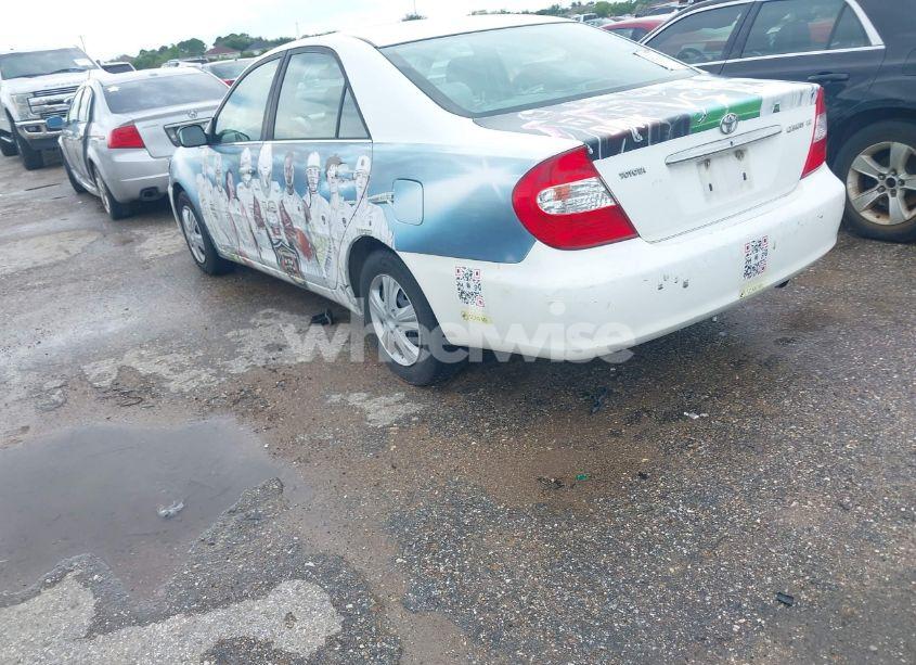 Photo 3 of 2004 Toyota Camry LE (VIN 4T1BE32K54U324355)