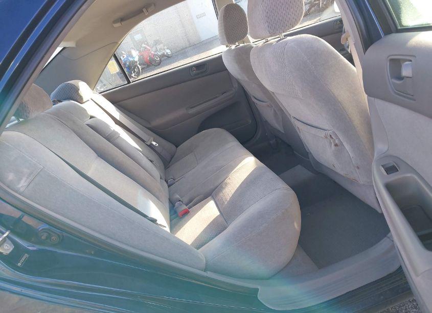 Photo 6 of 2004 Toyota Camry LE (VIN 4T1BE32K54U354780)