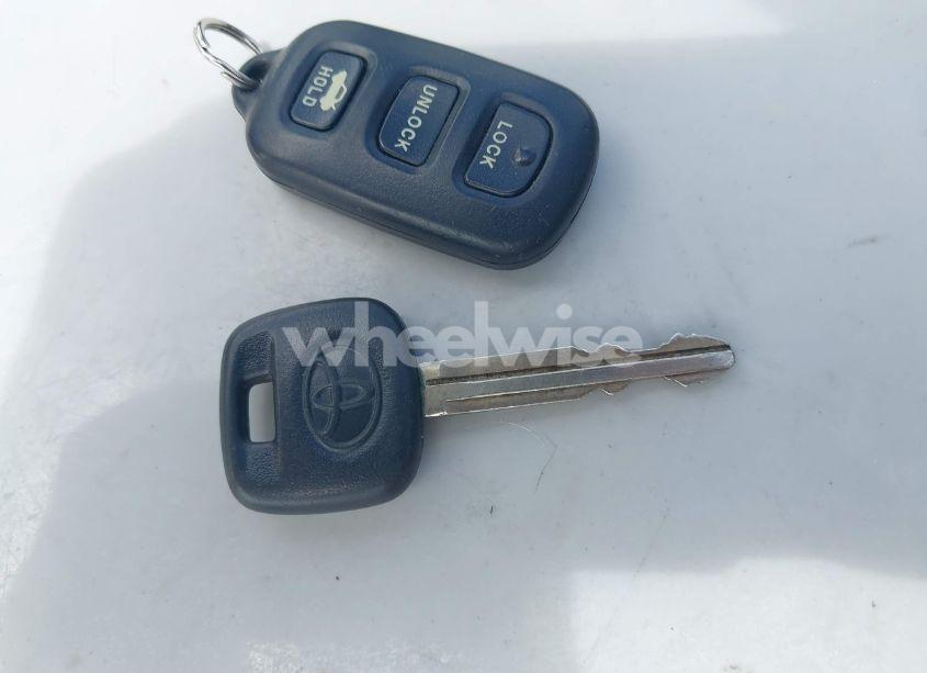 Photo 11 of 2004 Toyota Camry LE (VIN 4T1BE32K54U363334)