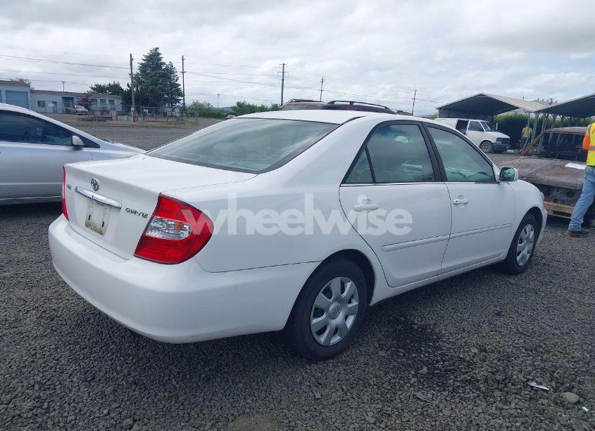 Photo 4 of 2004 Toyota Camry LE (VIN 4T1BE32K54U363334)
