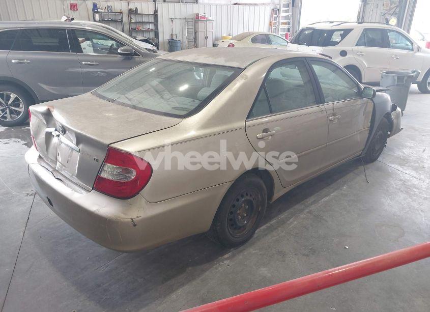 Photo 4 of 2004 Toyota Camry LE (VIN 4T1BE32K54U380439)