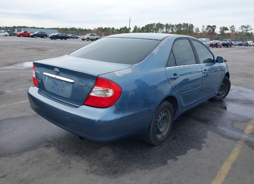 Photo 4 of 2004 Toyota Camry LE (VIN 4T1BE32K54U807893)
