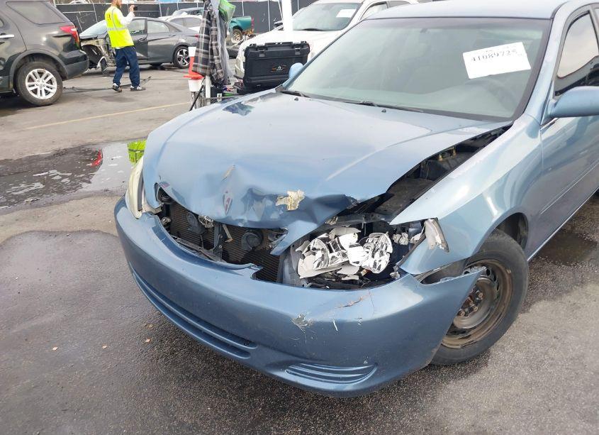 Photo 6 of 2004 Toyota Camry LE (VIN 4T1BE32K54U807893)