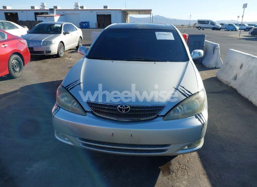 Photo 6 of 2004 Toyota Camry SE (VIN 4T1BE32K54U812172)