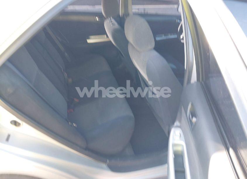 Photo 8 of 2004 Toyota Camry SE (VIN 4T1BE32K54U812172)