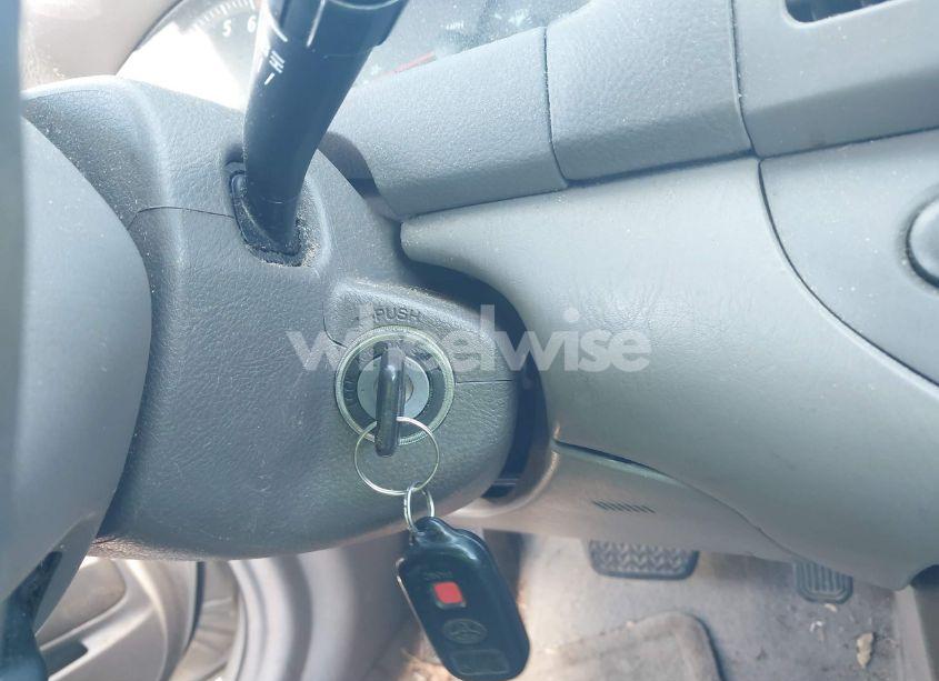 Photo 11 of 2004 Toyota Camry LE (VIN 4T1BE32K54U814150)