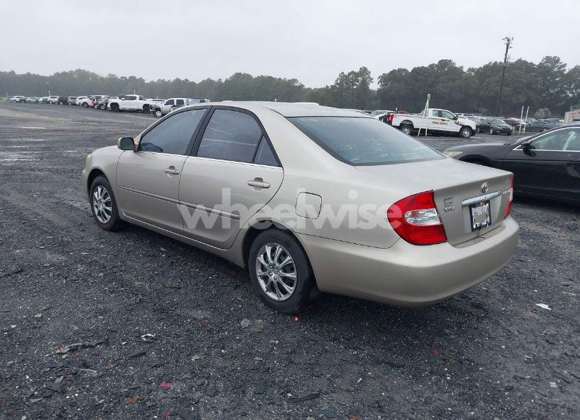 Photo 3 of 2004 Toyota Camry LE (VIN 4T1BE32K54U823690)