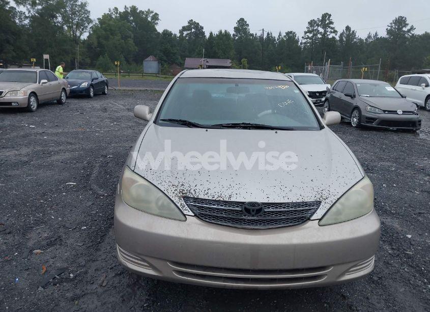 Photo 6 of 2004 Toyota Camry LE (VIN 4T1BE32K54U823690)