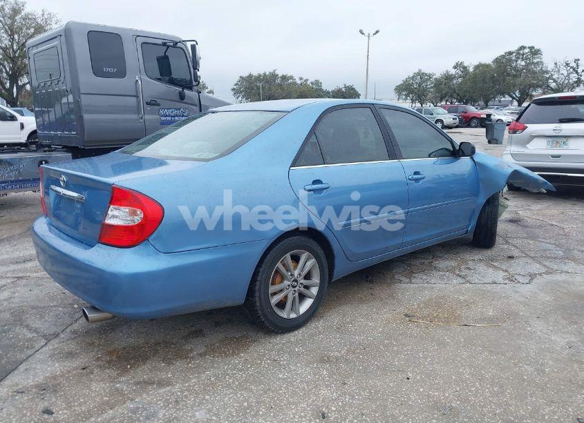 Photo 4 of 2004 Toyota Camry LE (VIN 4T1BE32K54U826167)