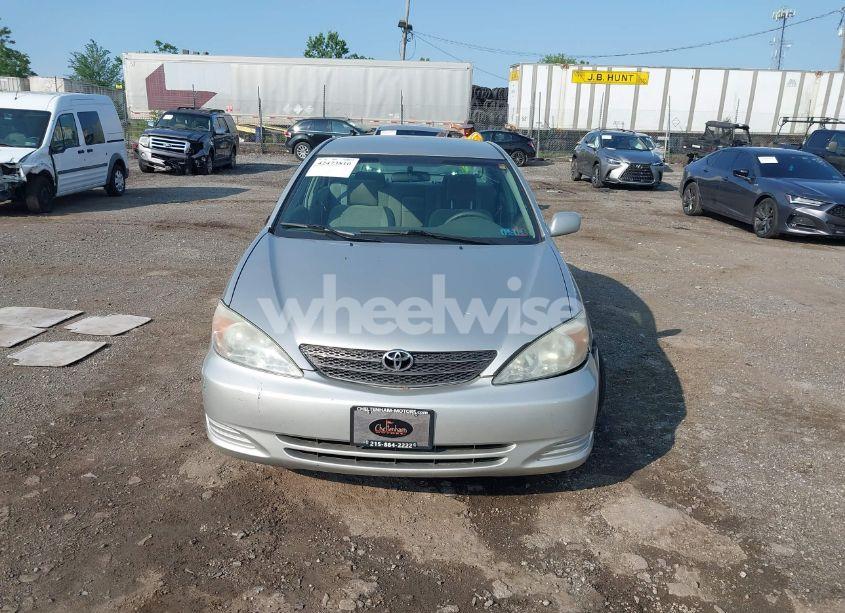 Photo 12 of 2004 Toyota Camry LE (VIN 4T1BE32K54U837136)
