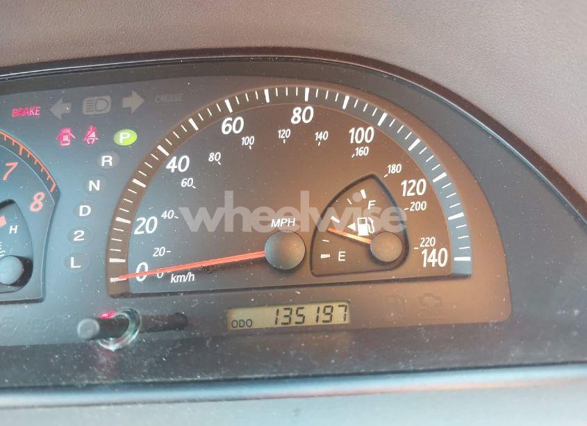 Photo 15 of 2004 Toyota Camry LE (VIN 4T1BE32K54U837136)