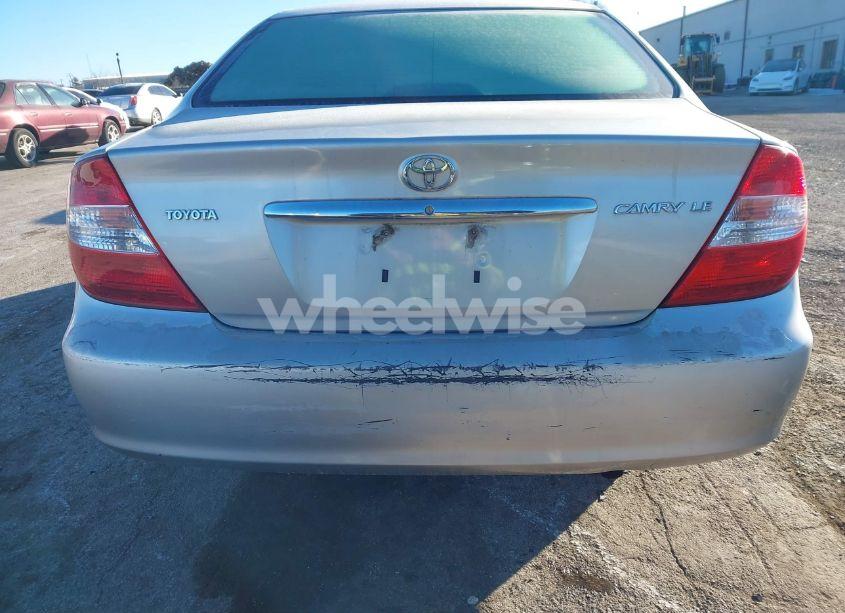 Photo 13 of 2004 Toyota Camry LE (VIN 4T1BE32K54U839730)