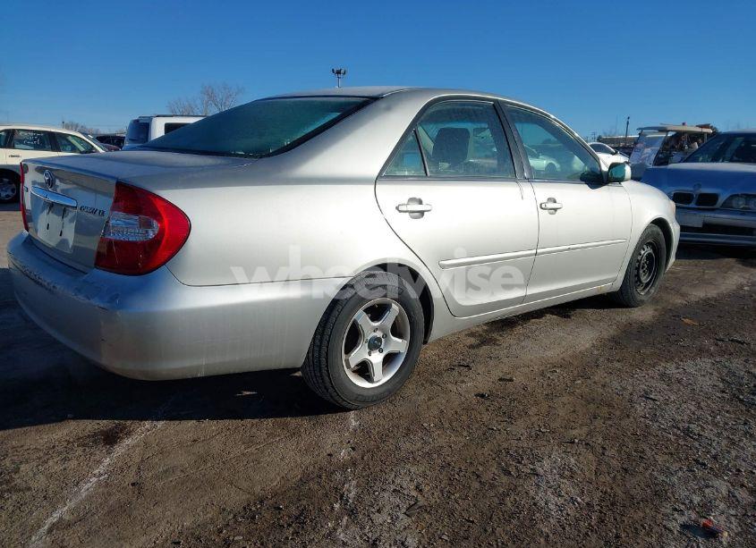 Photo 4 of 2004 Toyota Camry LE (VIN 4T1BE32K54U839730)