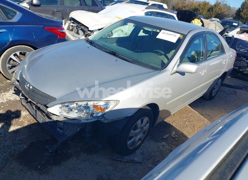Photo 2 of 2004 Toyota Camry LE (VIN 4T1BE32K54U877152)