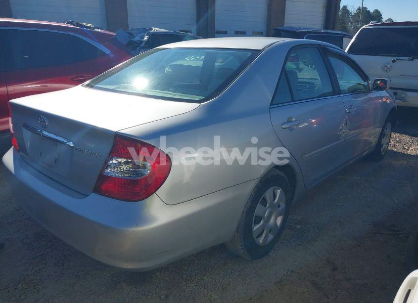 Photo 4 of 2004 Toyota Camry LE (VIN 4T1BE32K54U877152)