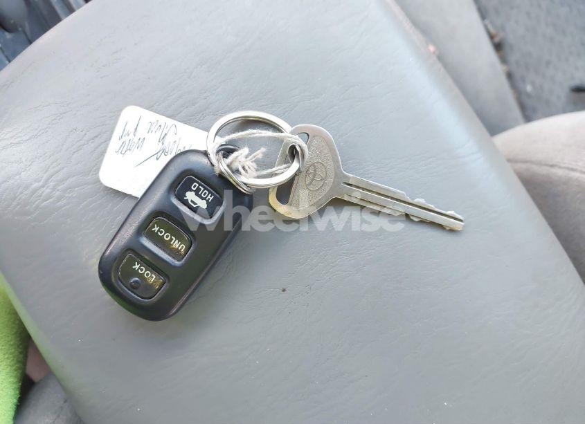 Photo 11 of 2004 Toyota Camry LE (VIN 4T1BE32K54U904138)