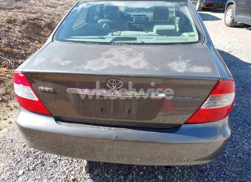 Photo 13 of 2004 Toyota Camry LE (VIN 4T1BE32K54U904138)