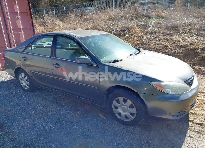 Photo 6 of 2004 Toyota Camry LE (VIN 4T1BE32K54U904138)