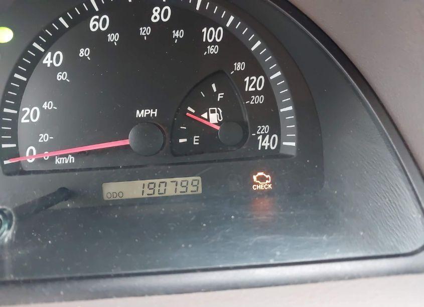 Photo 7 of 2004 Toyota Camry STD (VIN 4T1BE32K54U917326)