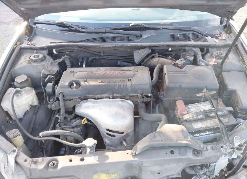 Photo 10 of 2004 Toyota Camry LE (VIN 4T1BE32K54U921764)