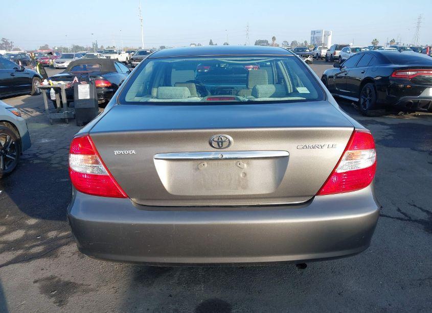 Photo 16 of 2004 Toyota Camry LE (VIN 4T1BE32K54U921764)
