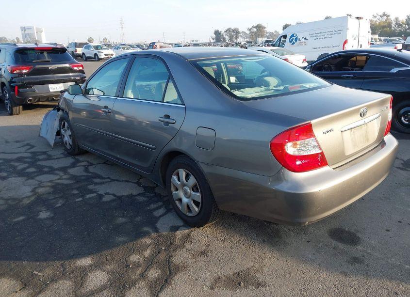 Photo 3 of 2004 Toyota Camry LE (VIN 4T1BE32K54U921764)