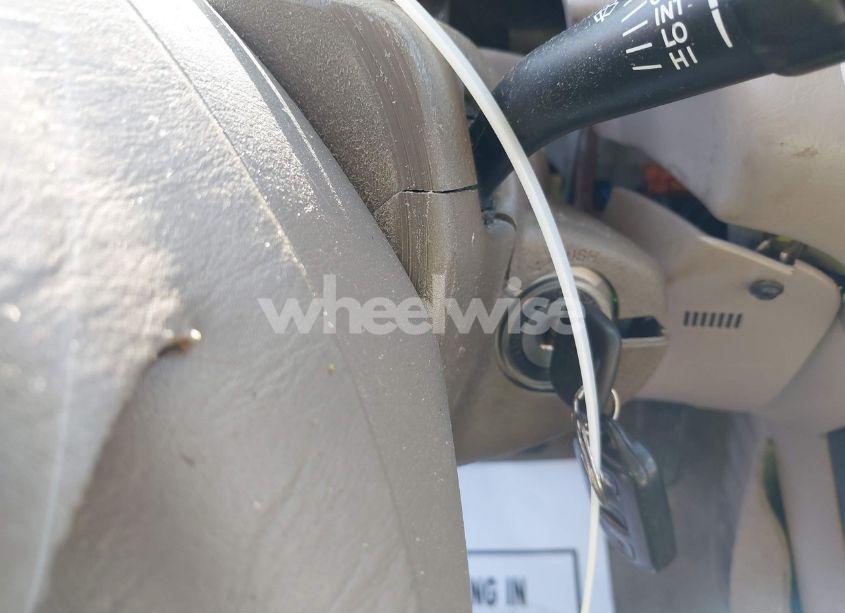 Photo 11 of 2004 Toyota Camry LE (VIN 4T1BE32K54U923434)