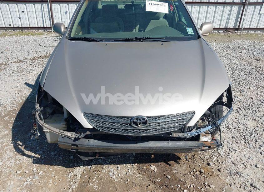 Photo 13 of 2004 Toyota Camry LE (VIN 4T1BE32K54U923434)