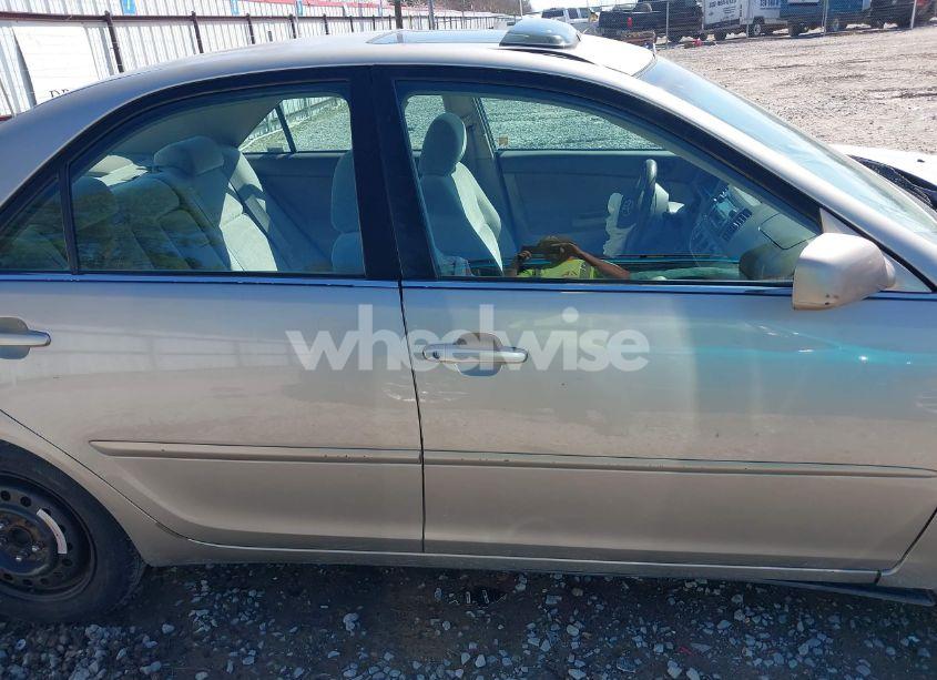 Photo 14 of 2004 Toyota Camry LE (VIN 4T1BE32K54U923434)