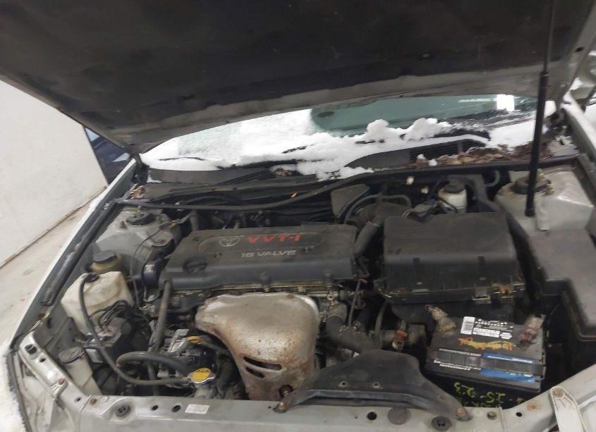 Photo 10 of 2004 Toyota Camry LE (VIN 4T1BE32K54U926818)