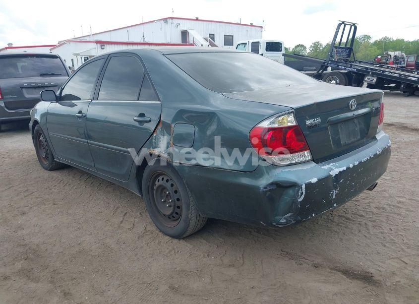 Photo 3 of 2005 Toyota Camry SE (VIN 4T1BE32K55U008682)