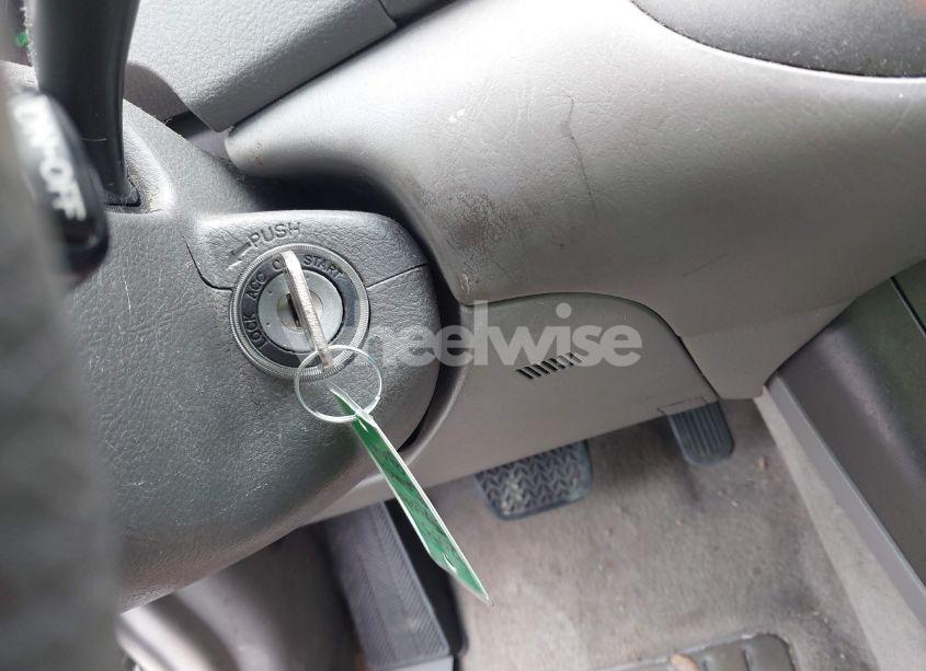 Photo 11 of 2005 Toyota Camry STD (VIN 4T1BE32K55U012604)