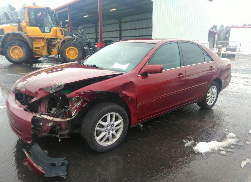 Photo 2 of 2005 Toyota Camry LE (VIN 4T1BE32K55U038426)