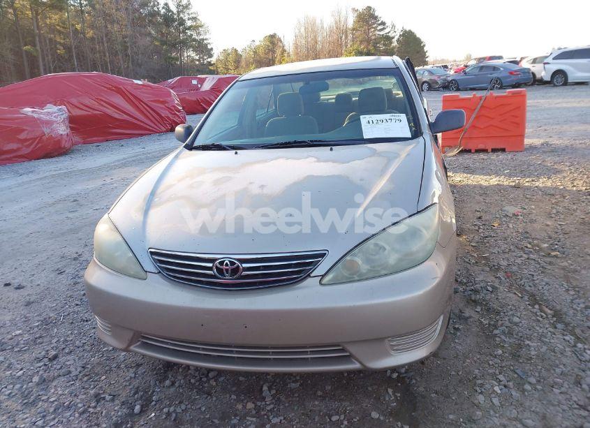 Photo 12 of 2005 Toyota Camry STD (VIN 4T1BE32K55U056456)