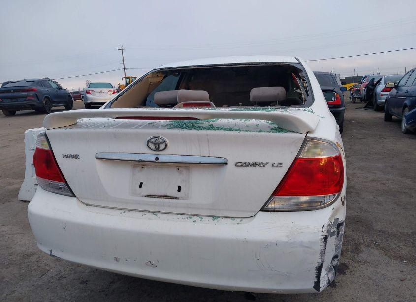 Photo 11 of 2005 Toyota Camry LE (VIN 4T1BE32K55U387716)