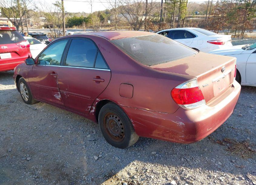 Photo 3 of 2005 Toyota Camry LE (VIN 4T1BE32K55U425882)