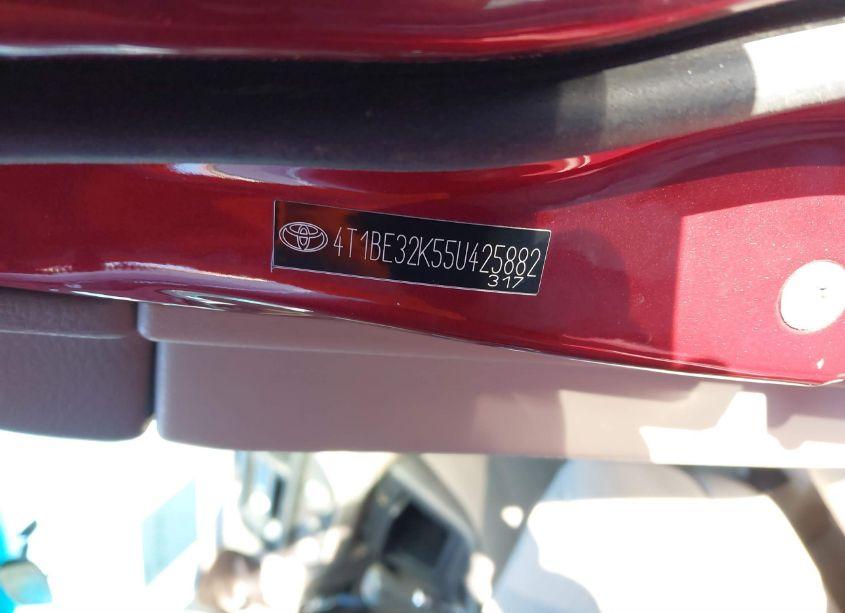 Photo 9 of 2005 Toyota Camry LE (VIN 4T1BE32K55U425882)