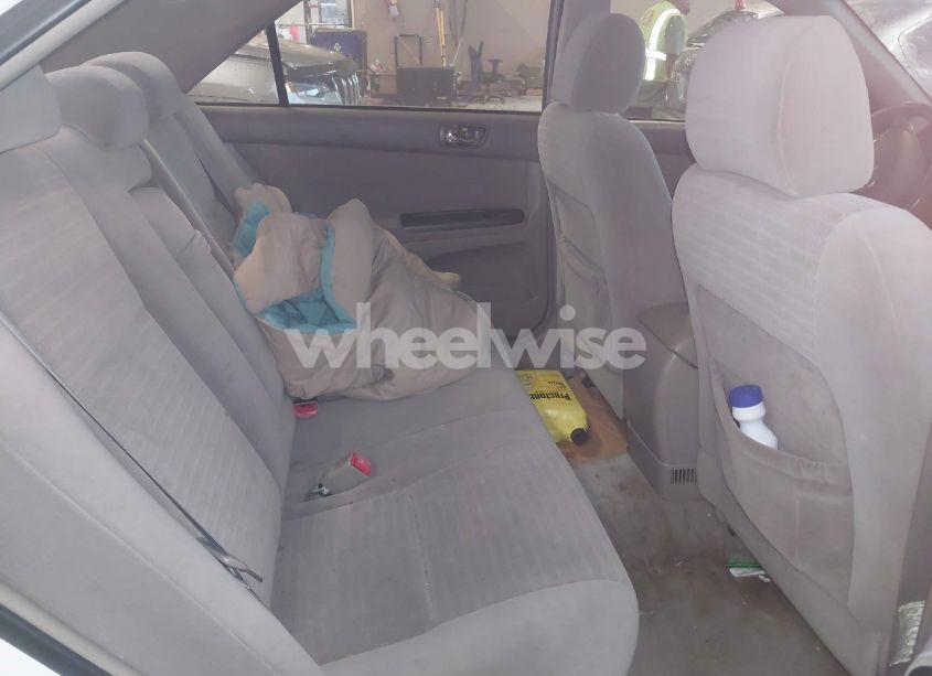 Photo 8 of 2005 Toyota Camry LE (VIN 4T1BE32K55U432699)