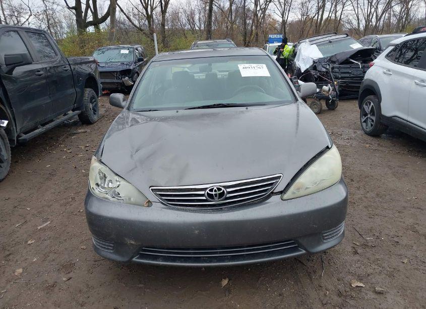 Photo 12 of 2005 Toyota Camry LE (VIN 4T1BE32K55U536433)