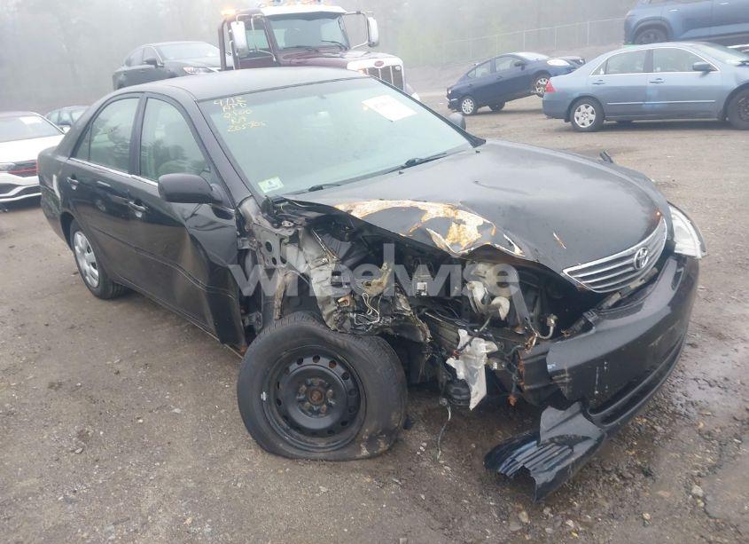 Photo 6 of 2005 Toyota Camry STD (VIN 4T1BE32K55U590900)