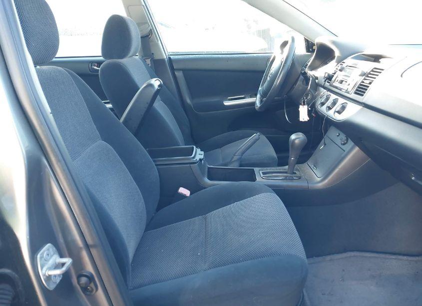 Photo 5 of 2005 Toyota Camry SE (VIN 4T1BE32K55U607713)