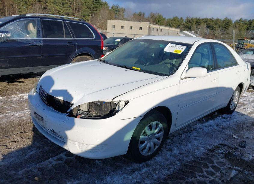 Photo 6 of 2005 Toyota Camry LE (VIN 4T1BE32K55U624852)